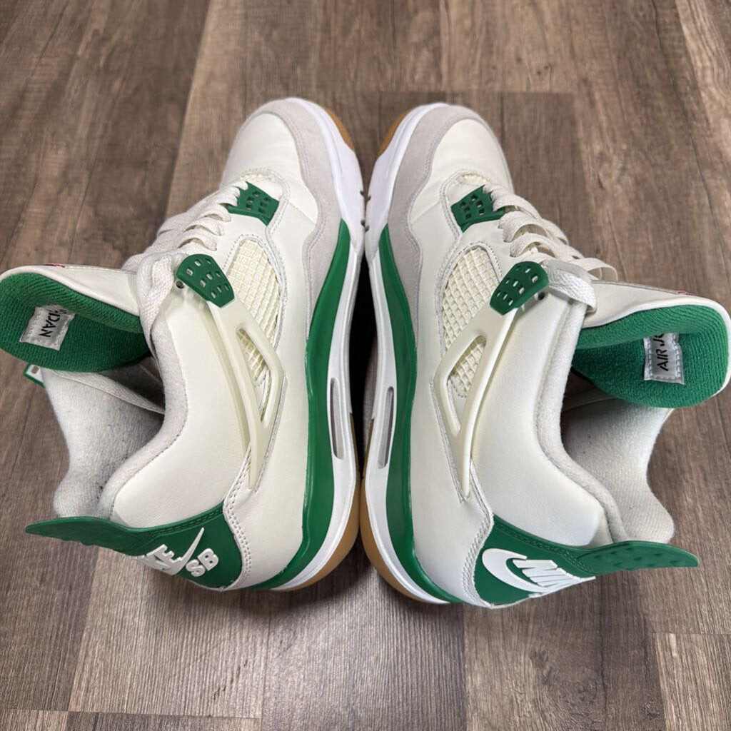 Jordan 4 SB Pine Green (NO BOX)