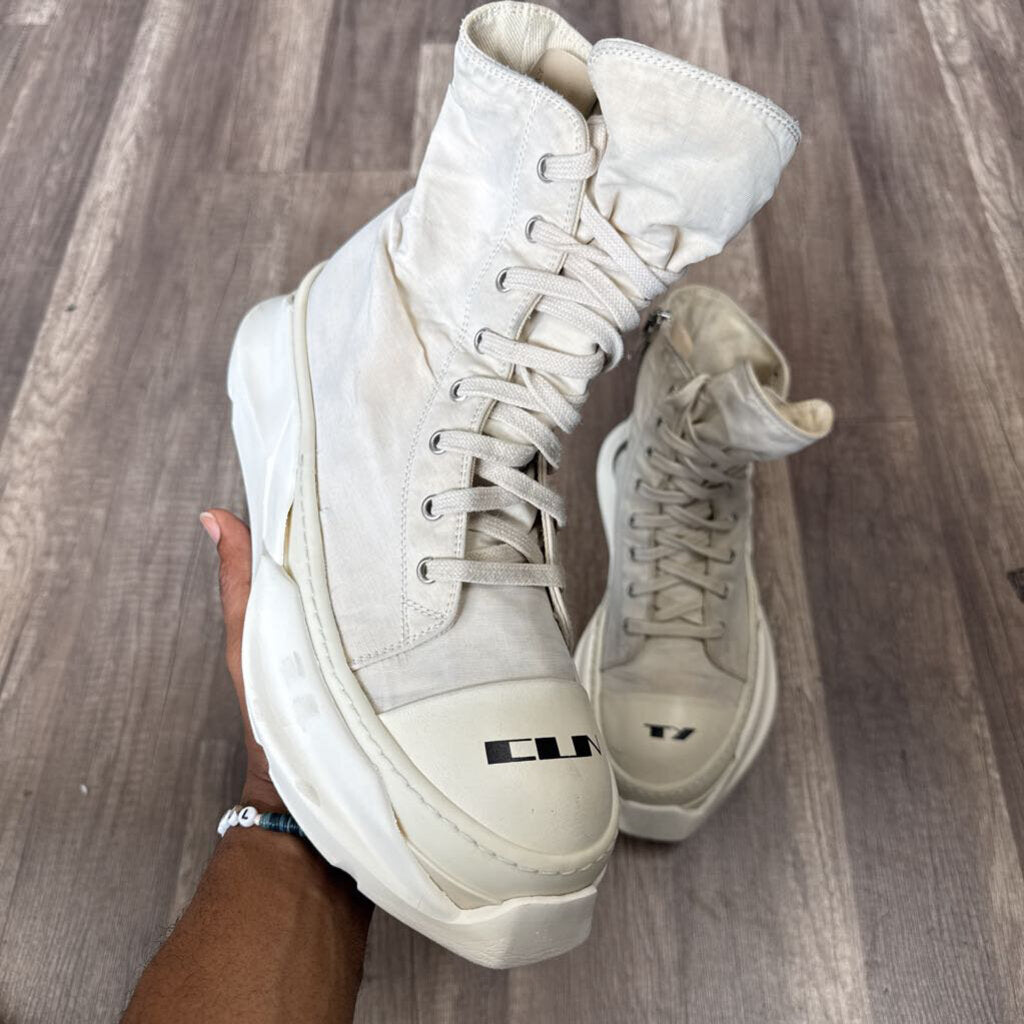 Rick Owens Abstract High Beige So Cunty