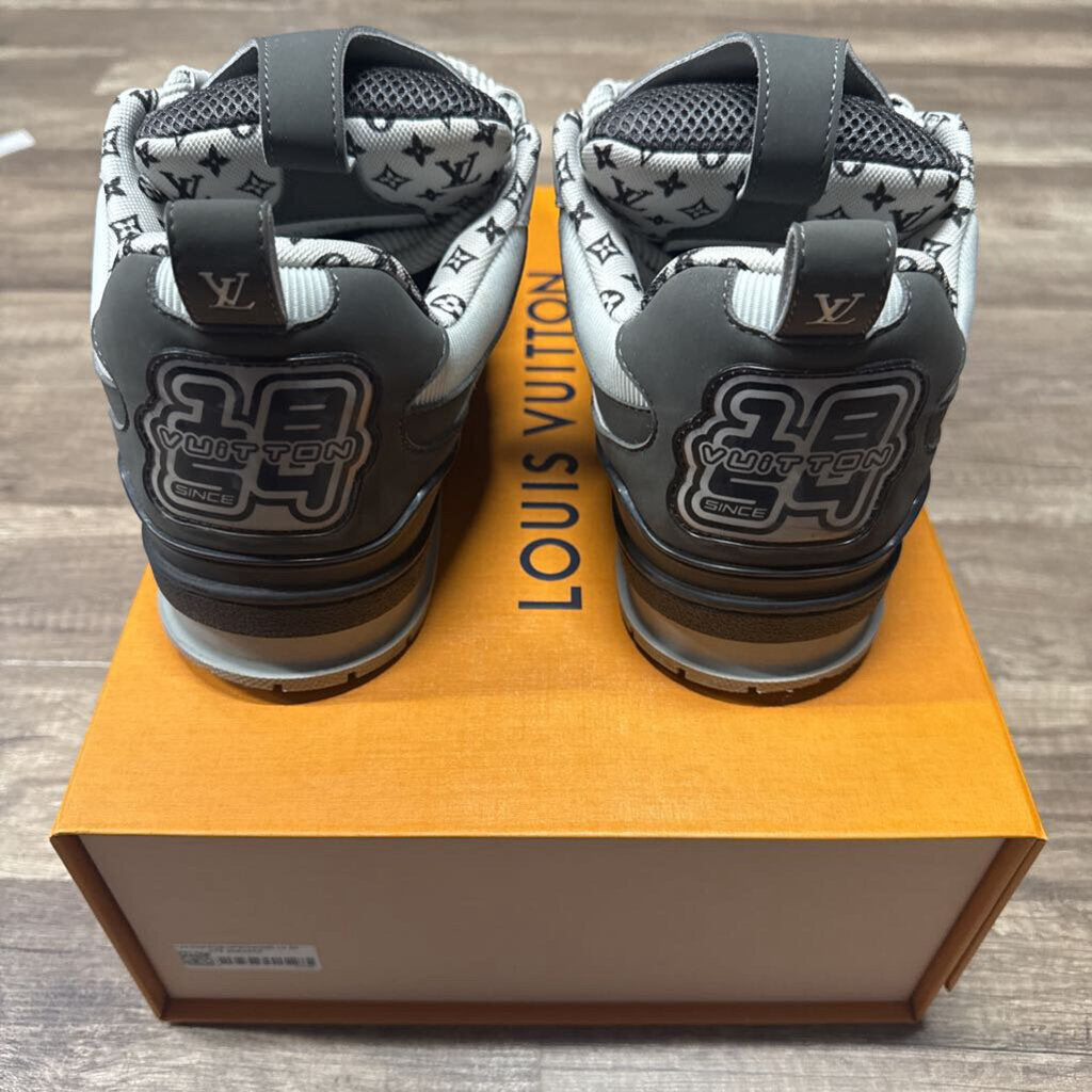 Louis Vuitton Skate Grey