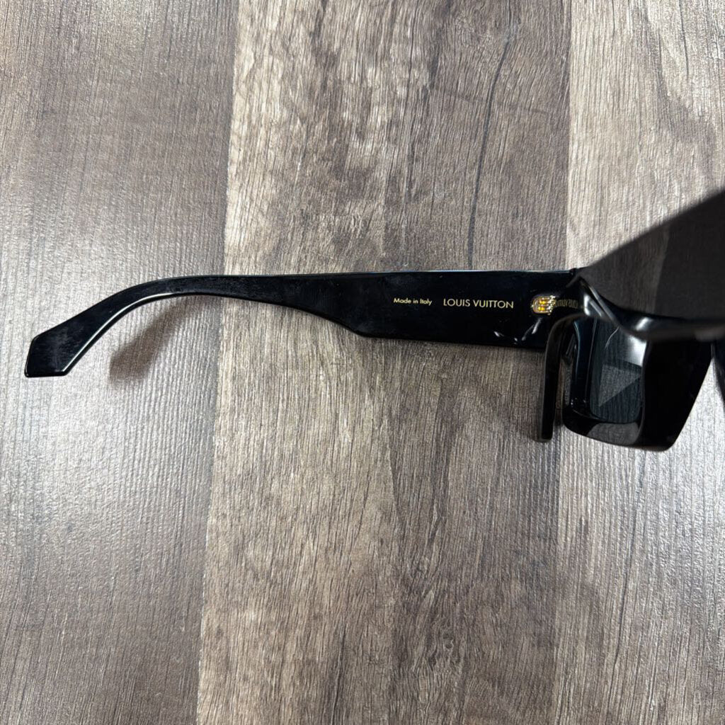LV Clash Square Sunglasses