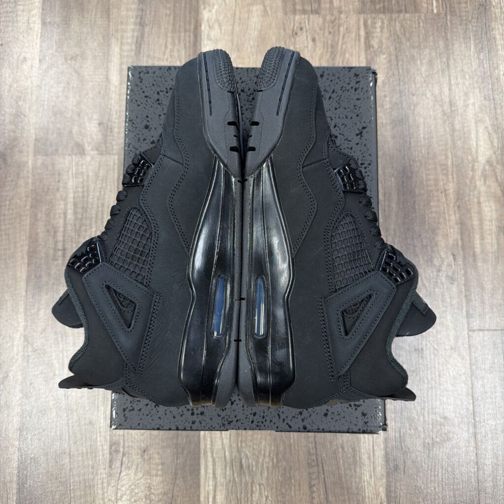 Jordan 4 Black Cat