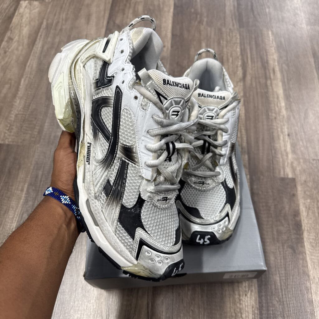 Balenciaga Runner White Black