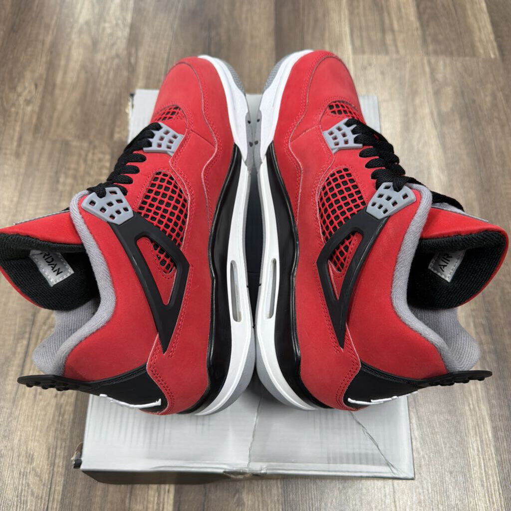Jordan 4 Toro