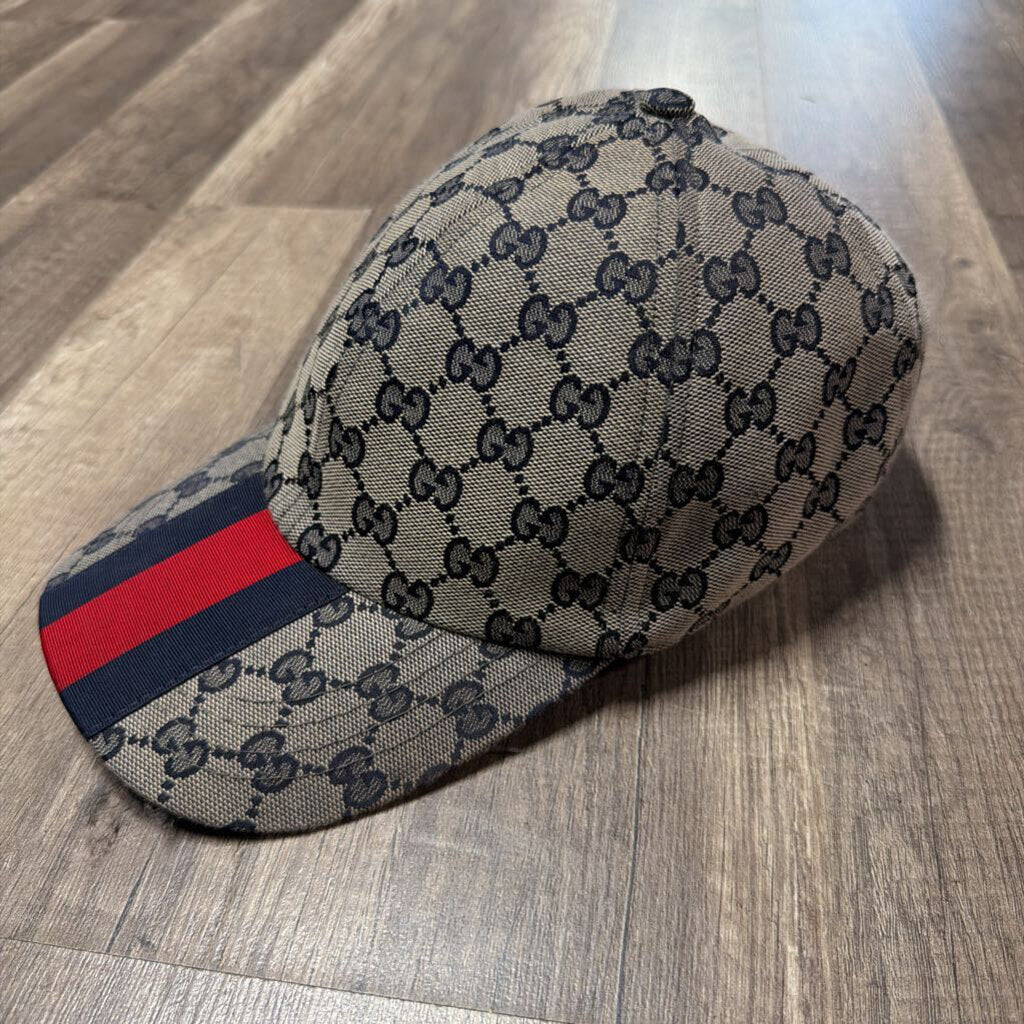 Gucci monogram cap