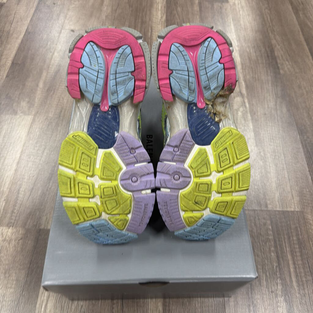 Balenciaga runner grey purple pink