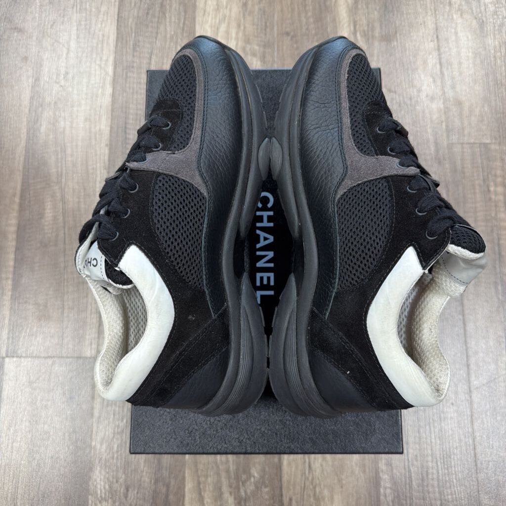 Chanel Trainer Black White