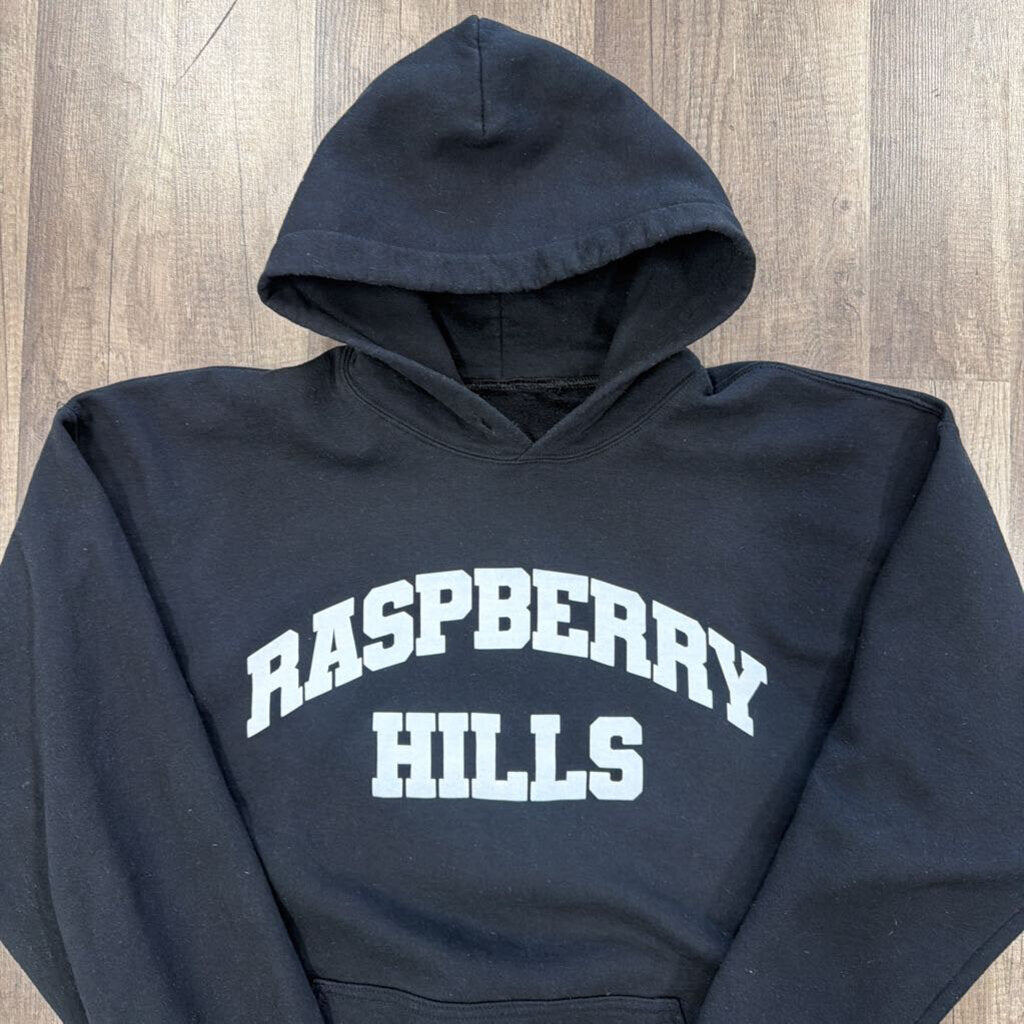 Raspberry hills hoodie black