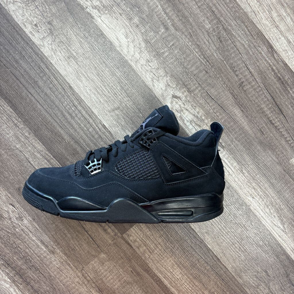 Jordan 4 Black Cat