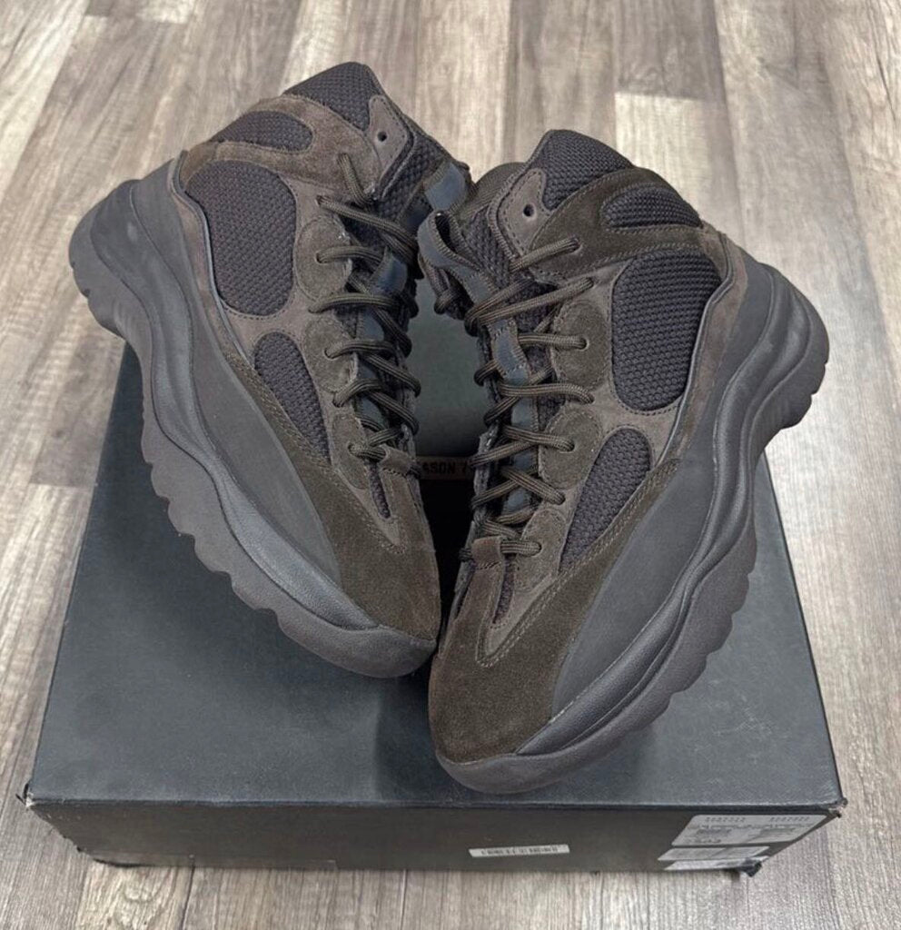 Yeezy Boot Oil