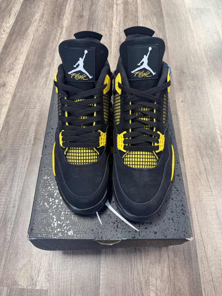 Jordan 4 Thunder