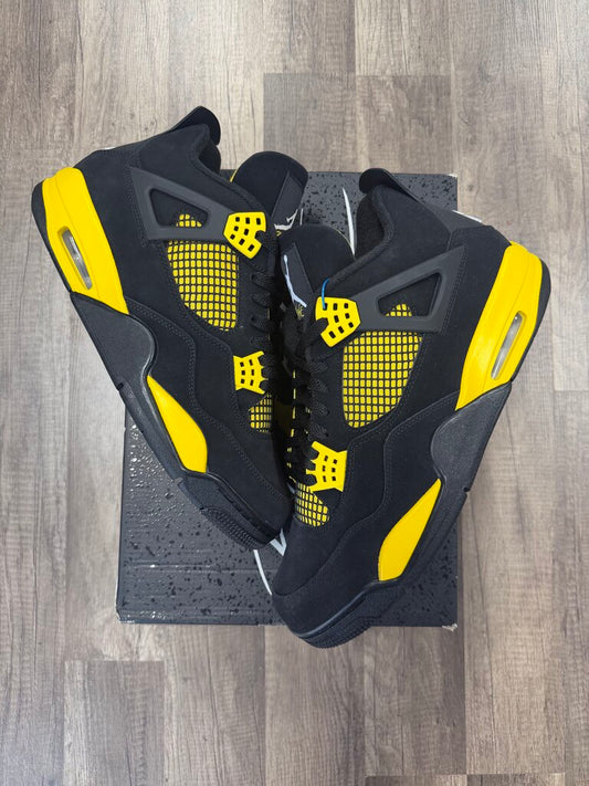 Jordan 4 Thunder