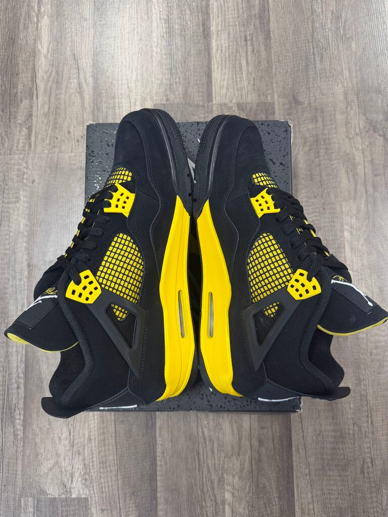Jordan 4 Thunder