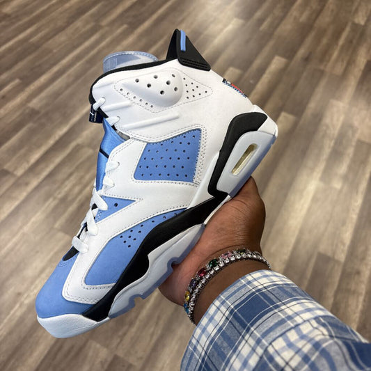 Jordan 6 UNC