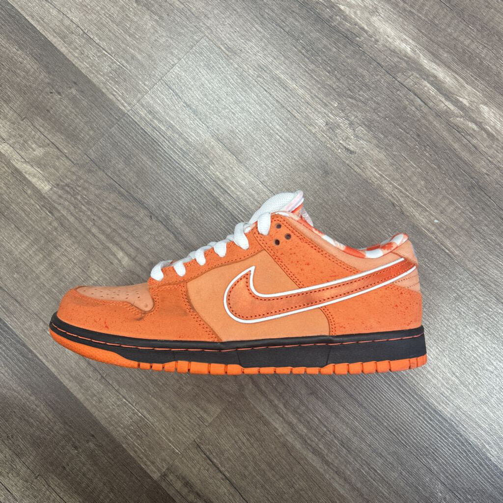 Nike sb dunk low orange lobster