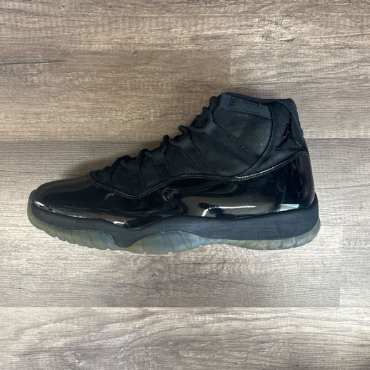 Jordan 11 black cap and gown