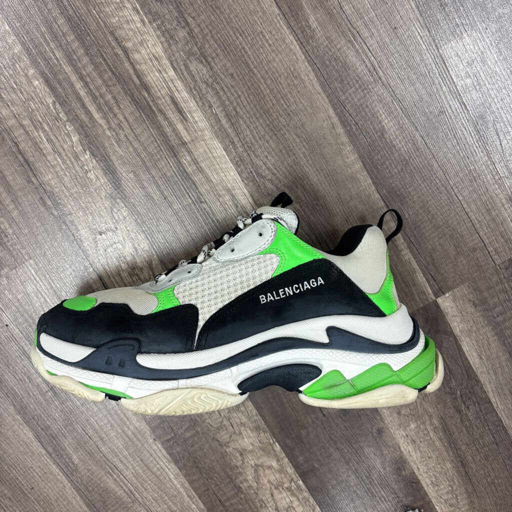 Balenciaga Triple s white green