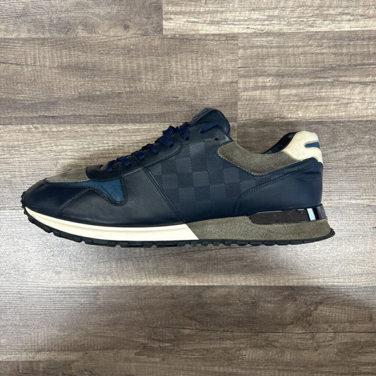 Louis Vuitton Runaway trainer navy blue