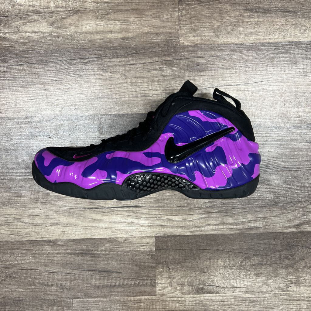 NIke Foamposite Purple camo