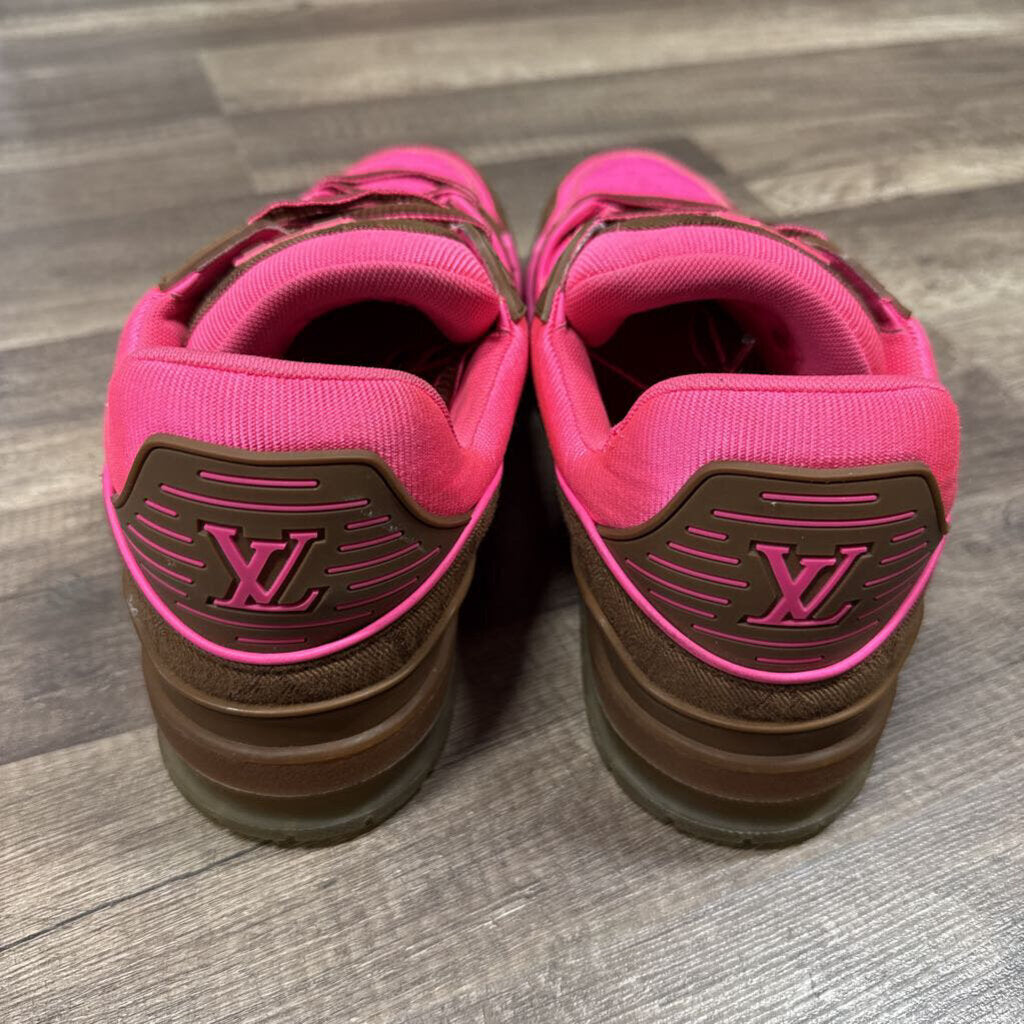 LV Louis Vuitton Trainer Pink Brown (NO BOX)