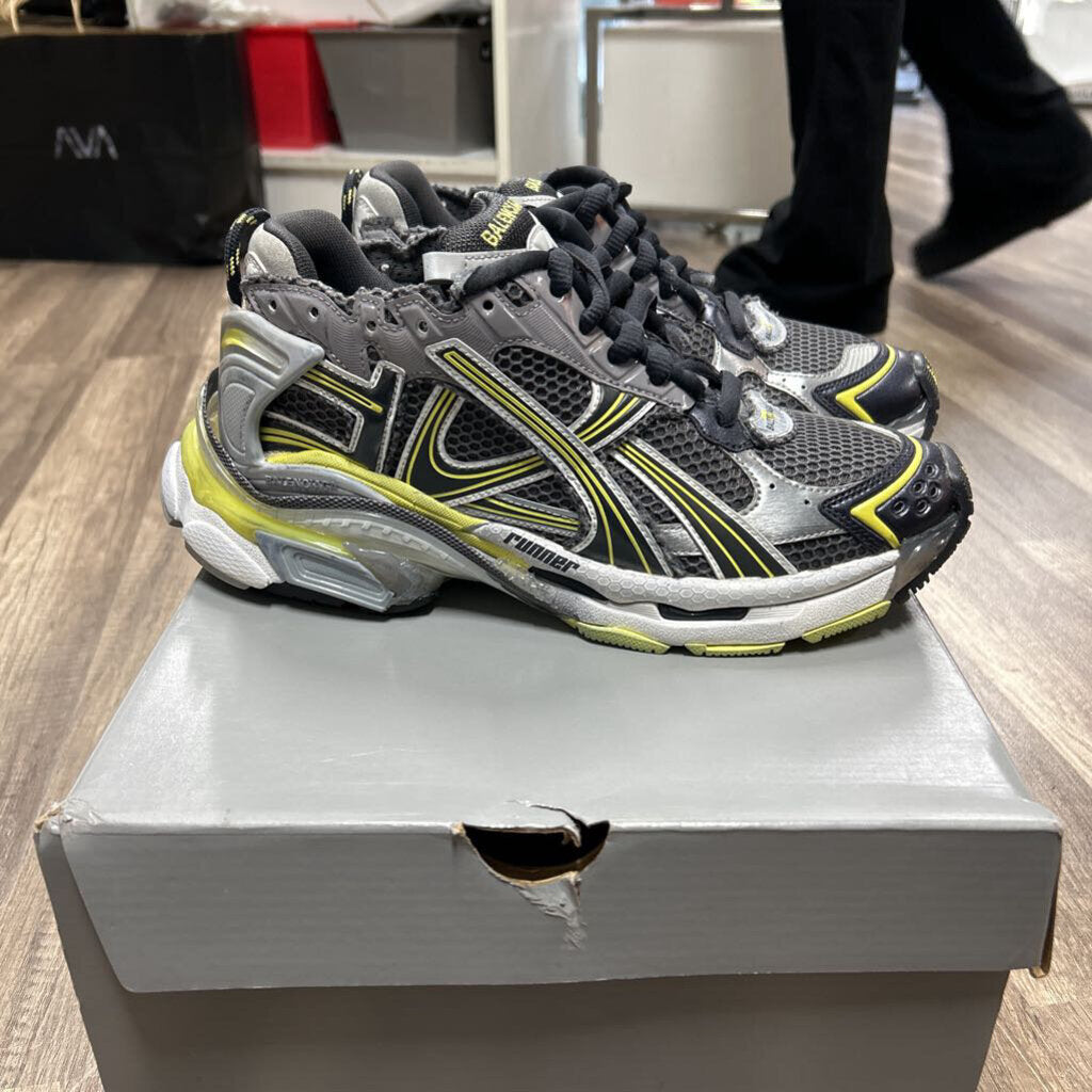 Balenciaga Runner Grey Yellow