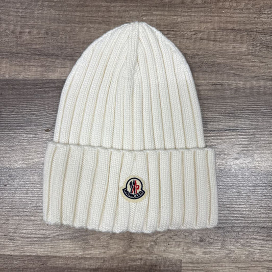 Moncler Beanie White (NEW)