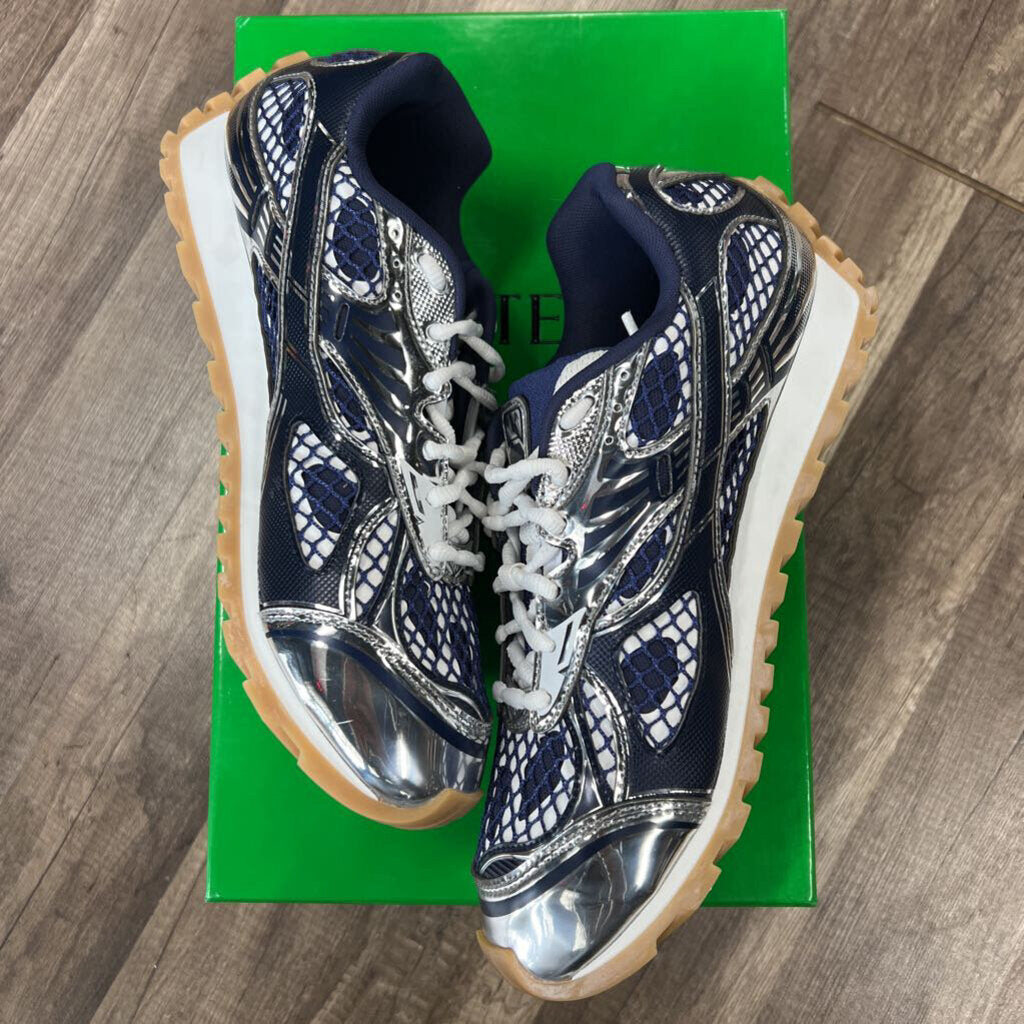 Bottega Veneta Orbit Blue (NEW)
