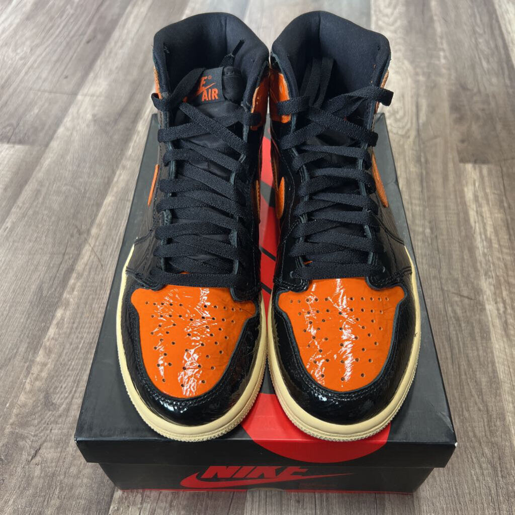 Jordan 1 Shattered Back Board