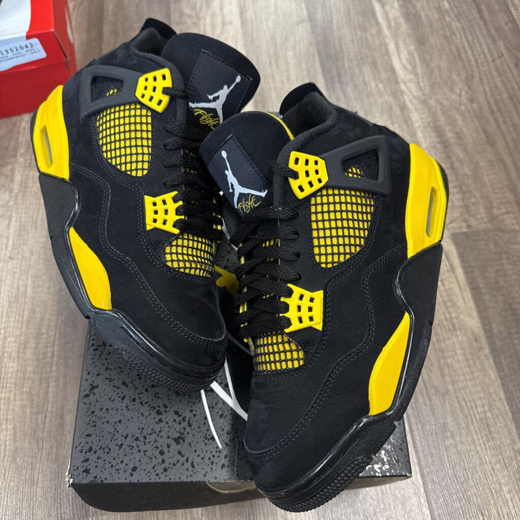 Jordan 4 thunder
