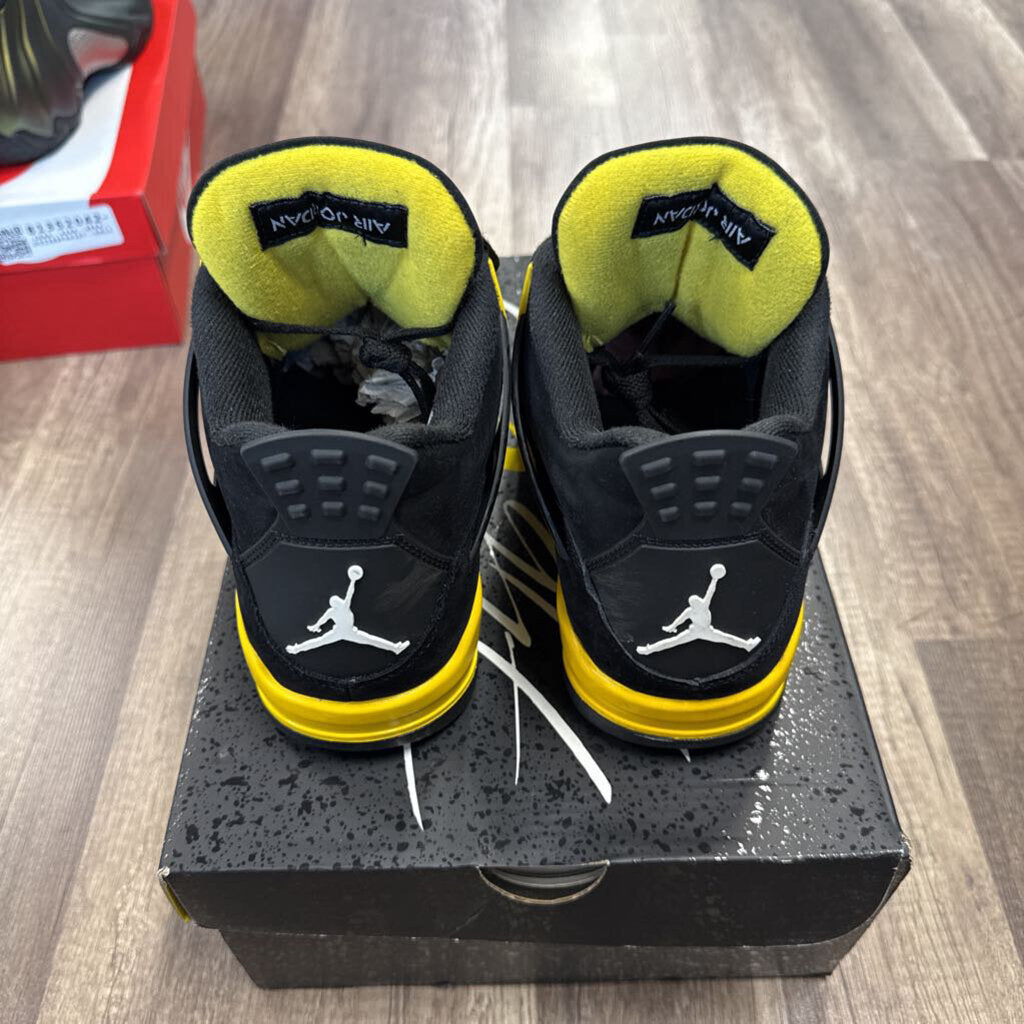Jordan 4 thunder