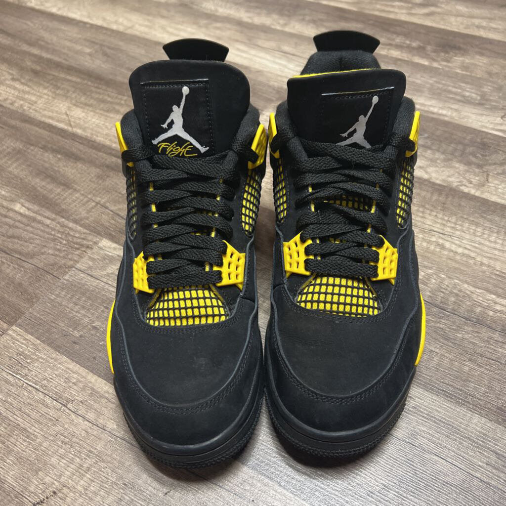 Jordan 4 Thunder