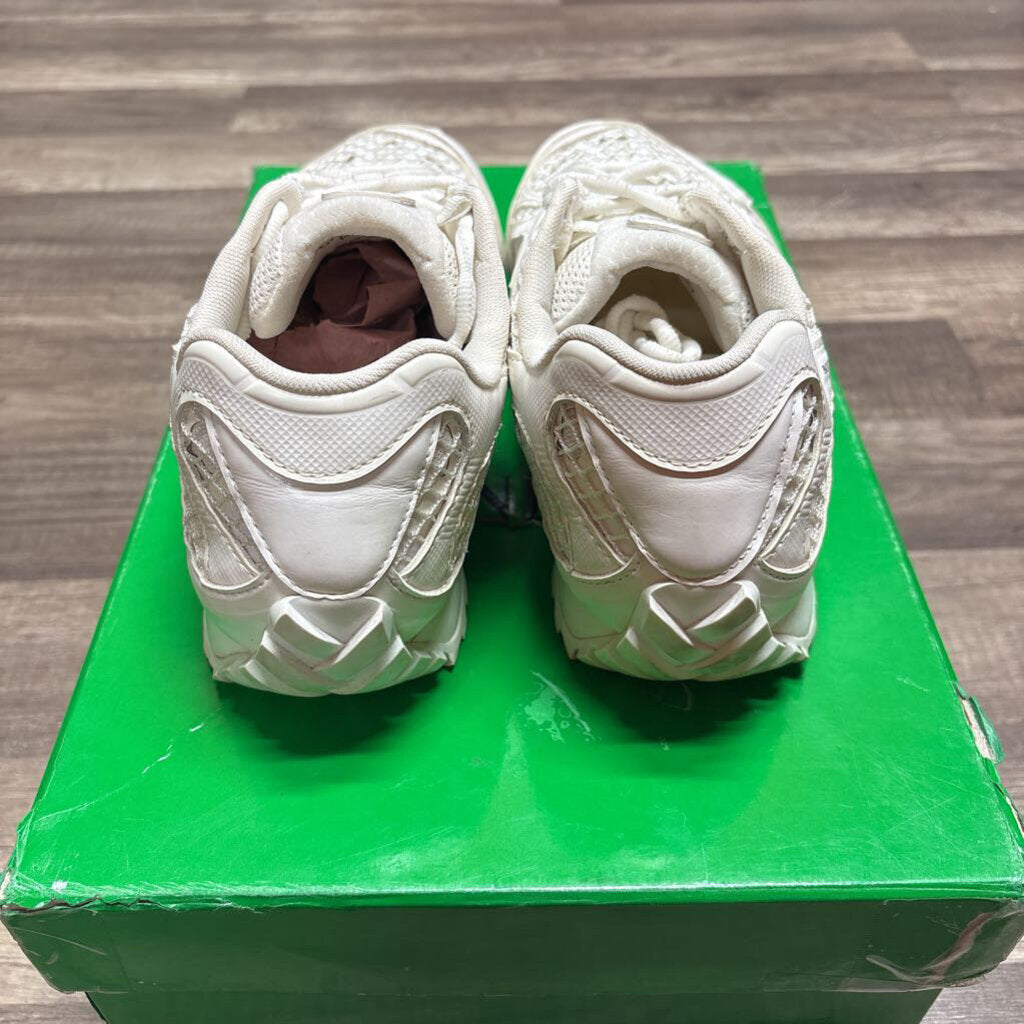 Bottega triple white
