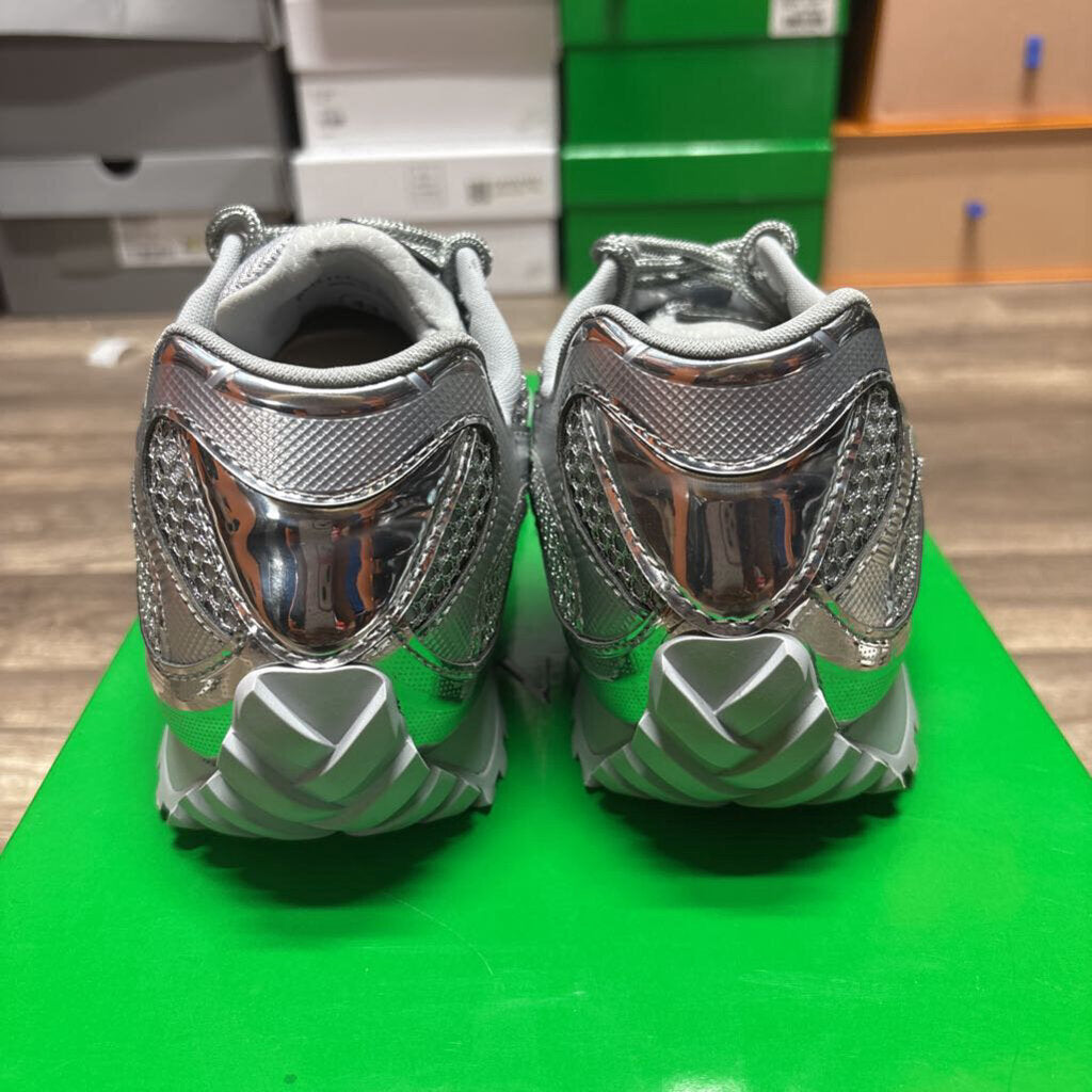 Bottega Veneta Orbit Silver