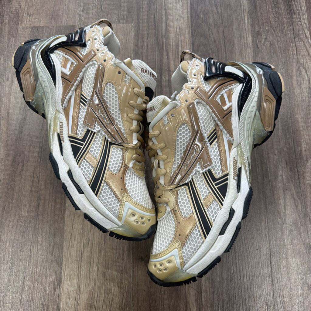 Balenciaga Runner Gold (No Box)