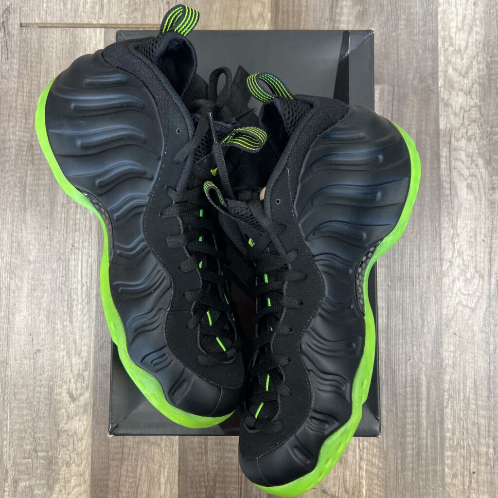 Nike foamposite volt