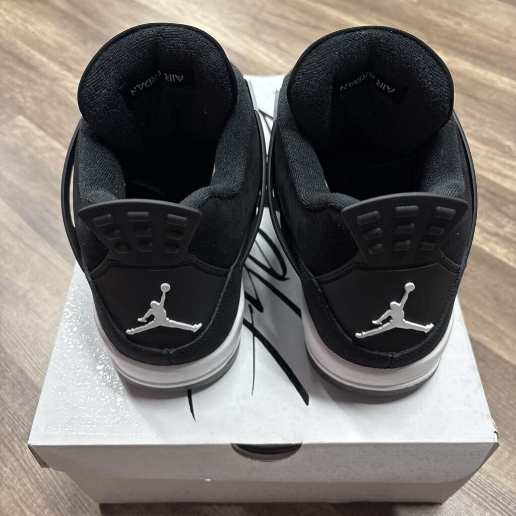 Jordan 4 White Thunder