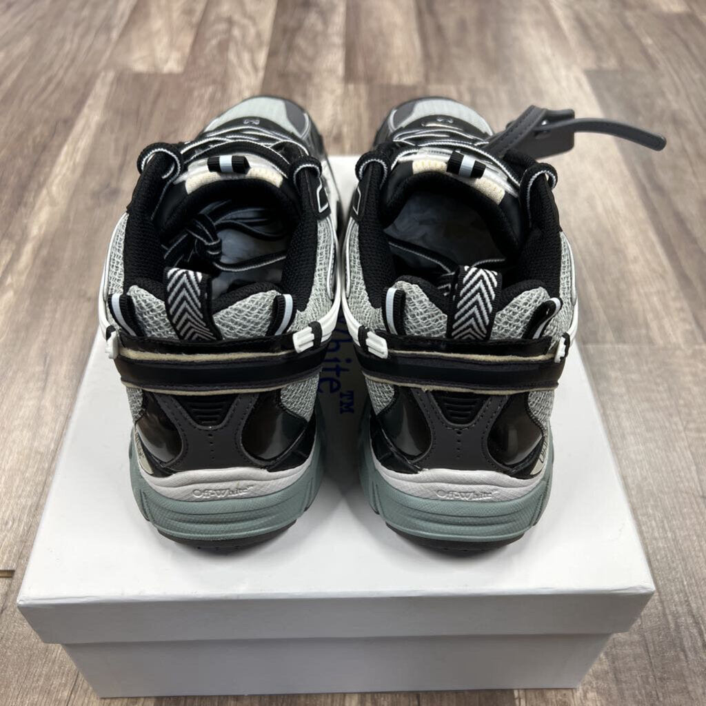 Off white out of office white black
