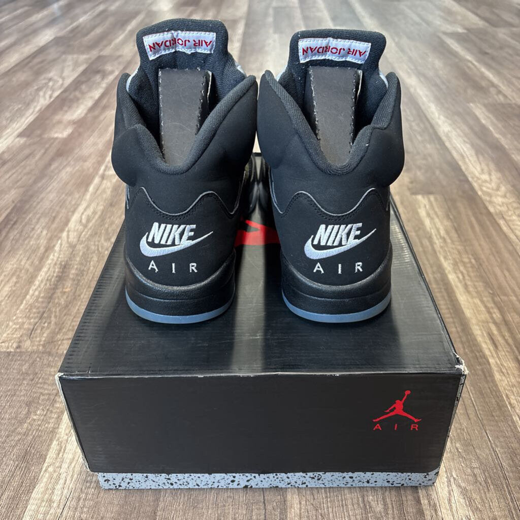 Jordan 5 Metallic (2016)