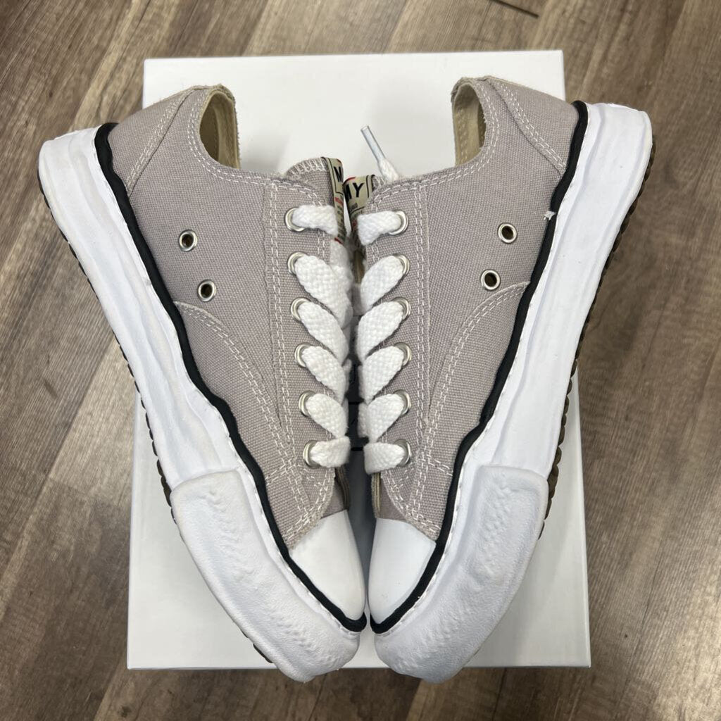 MMY Maison Mihara Grey