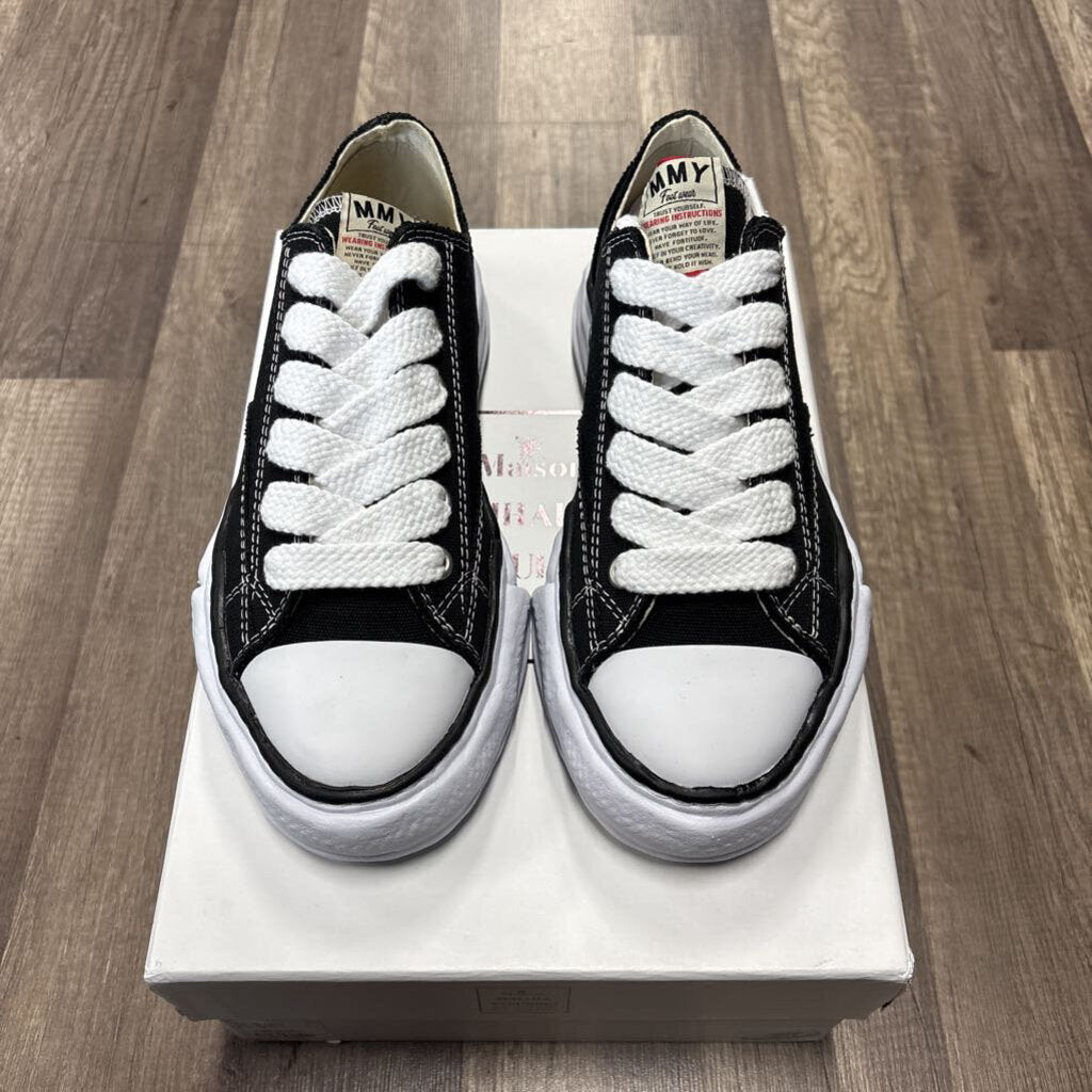 MMY Maison Mihara Low Black White