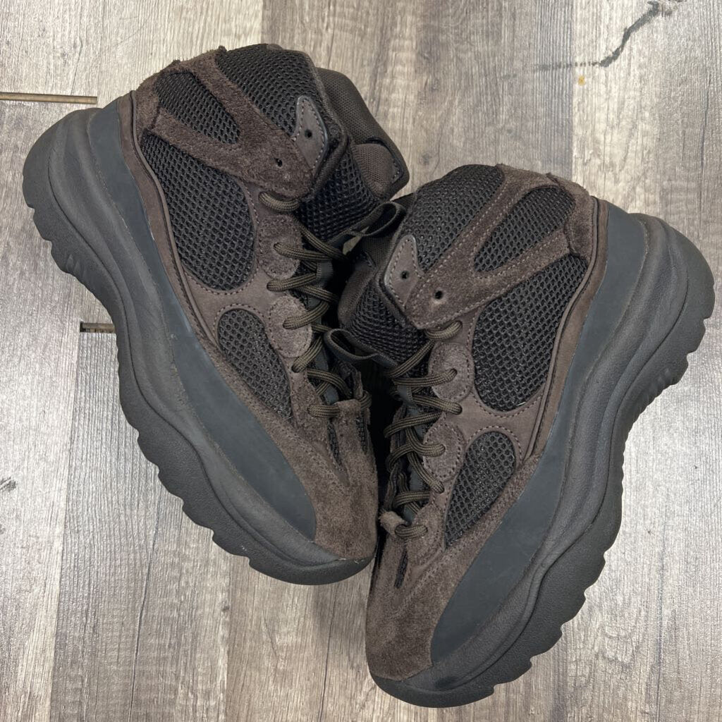 Yeezy boot oil (NO BOX)