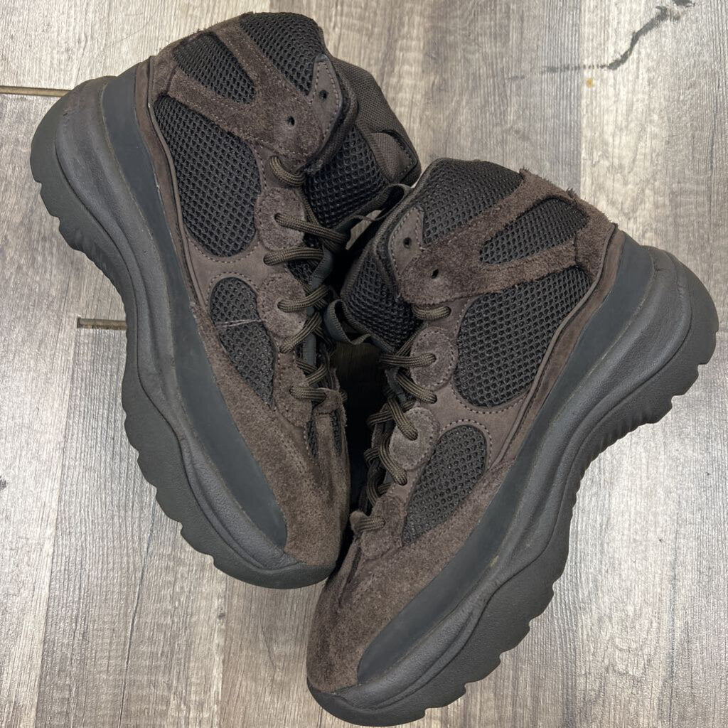 Yeezy boot oil (NO BOX)