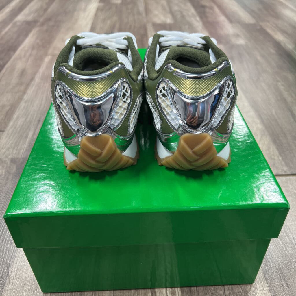 Bottega Veneta Orbit Olive silver