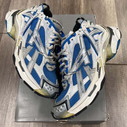 Balenciaga runner white blue