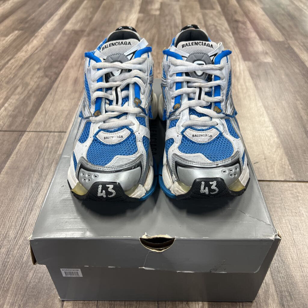 Balenciaga runner white blue