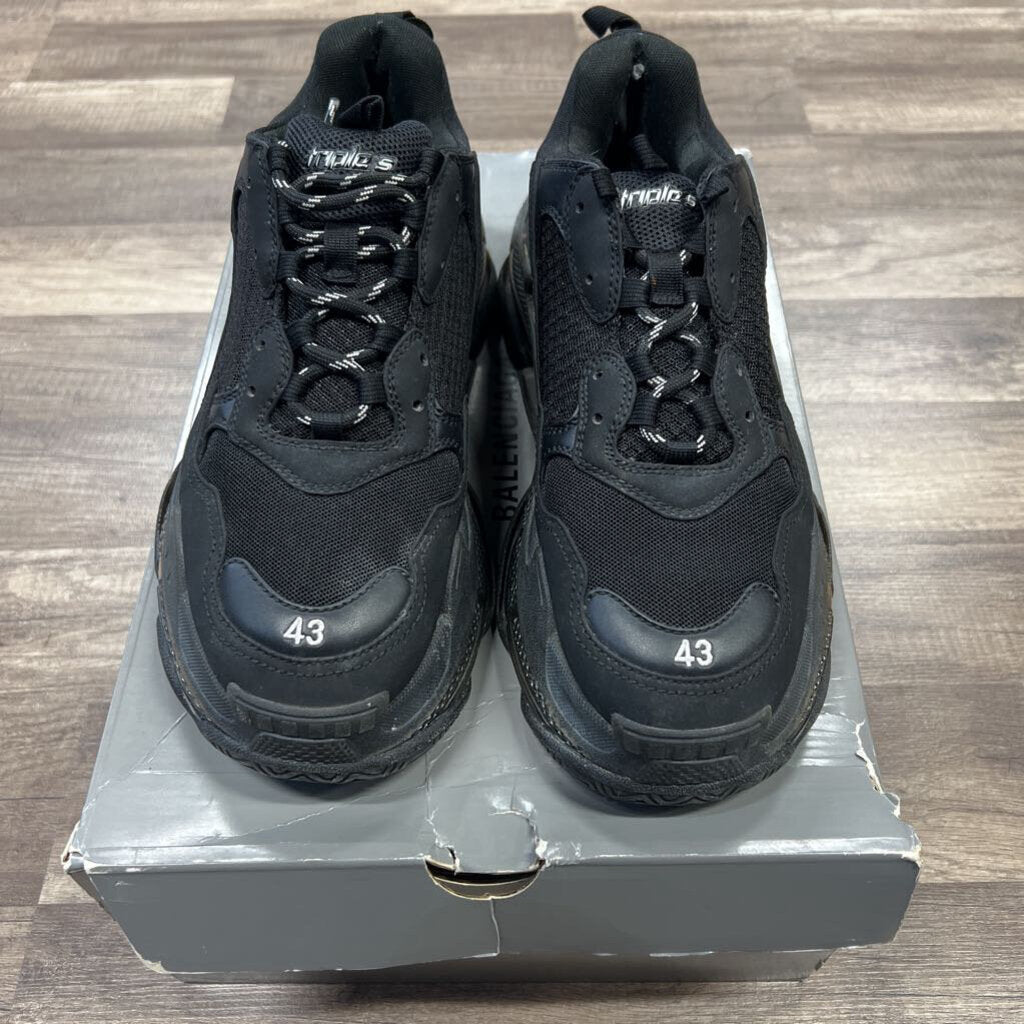 Balenciaga Triple S Black