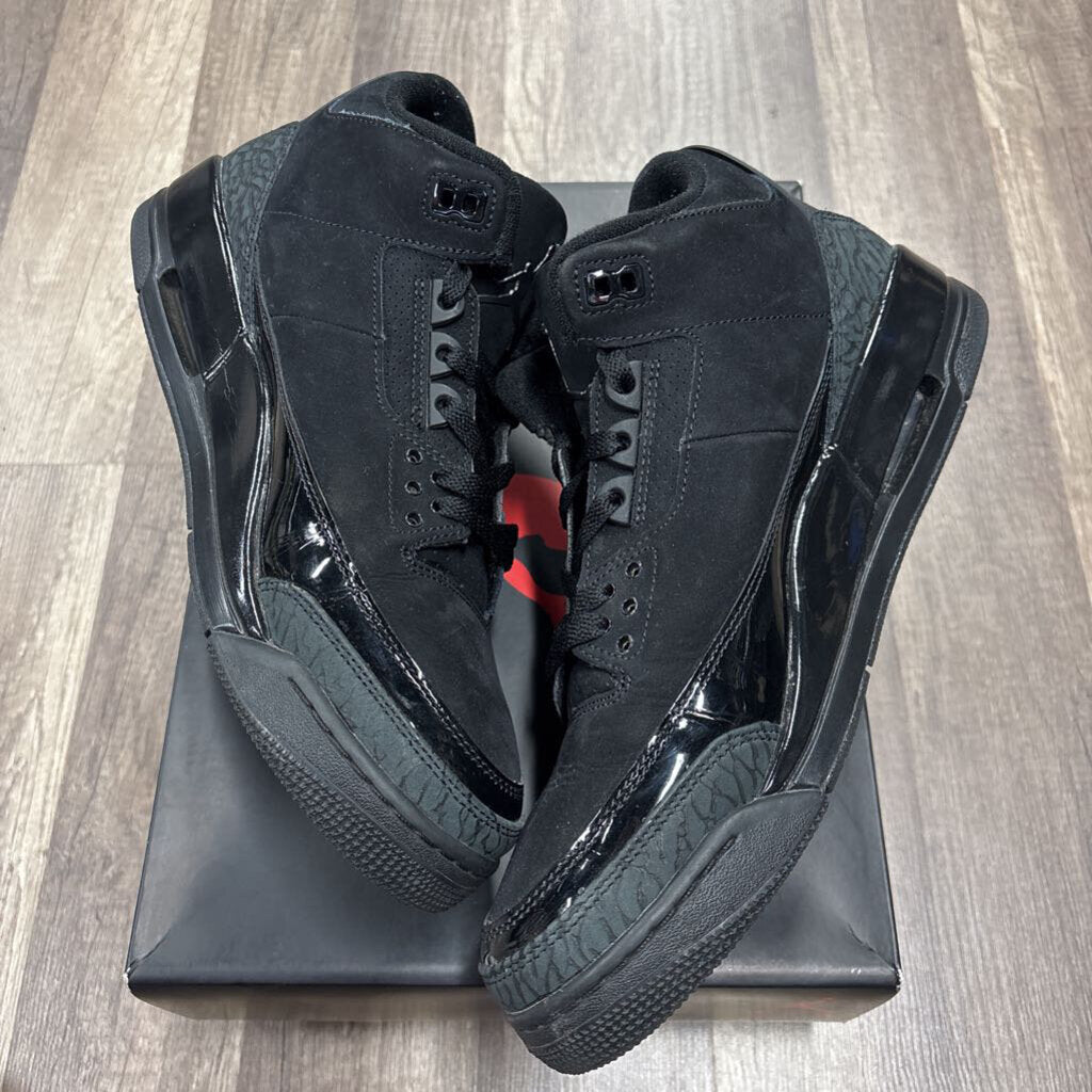 Jordan 3 Black Cat