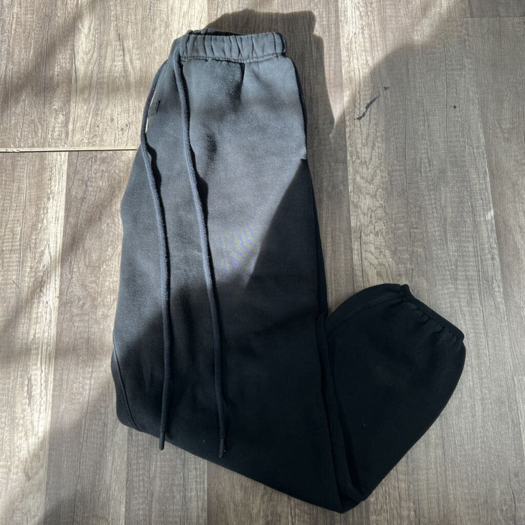 Essentials Sweatpants