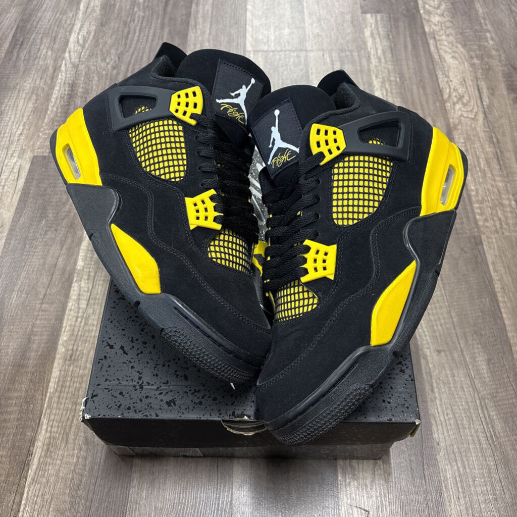 Jordan 4 Thunder