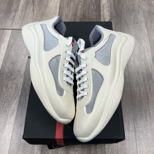 Prada Rubber Cup Creme