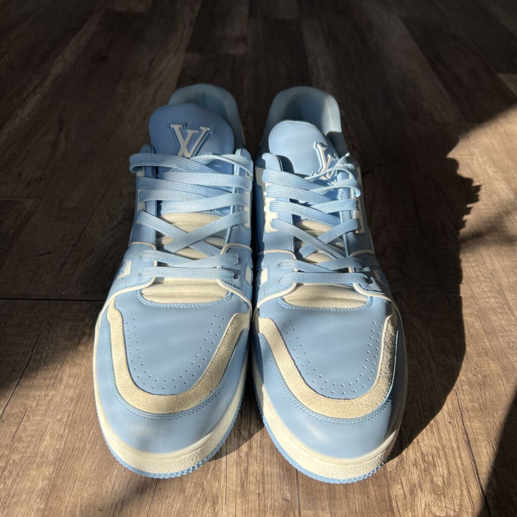 LV Louis Vuitton baby blue white (NO BOX)